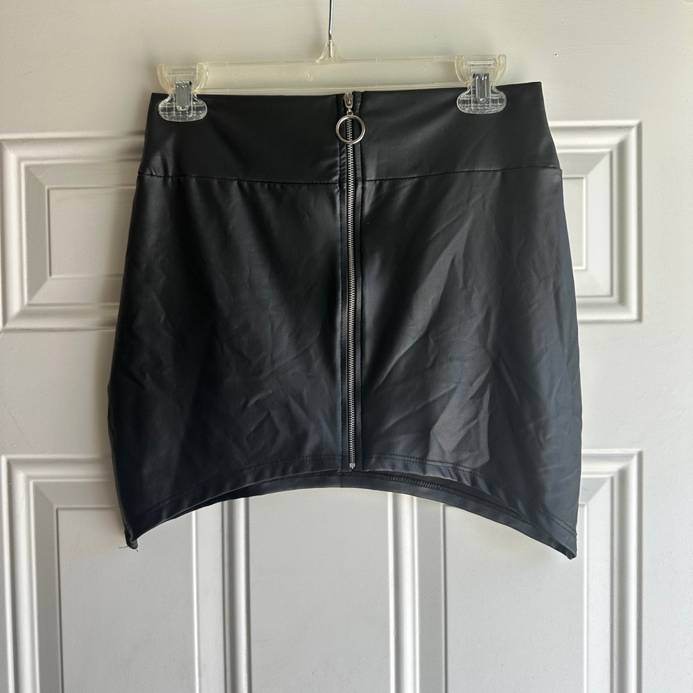 Leather skirt